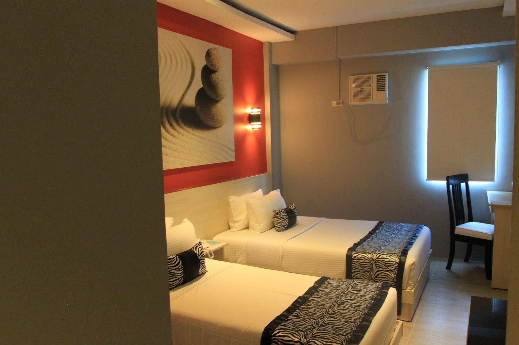 Sumo Asia Hotels - Davao City Екстериор снимка