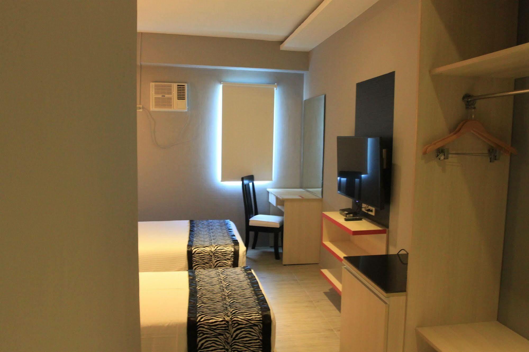 Sumo Asia Hotels - Davao City Екстериор снимка